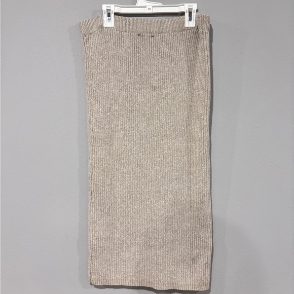 Remi Bader Beige Knit Pencil Skirt - Picture 4 of 5
